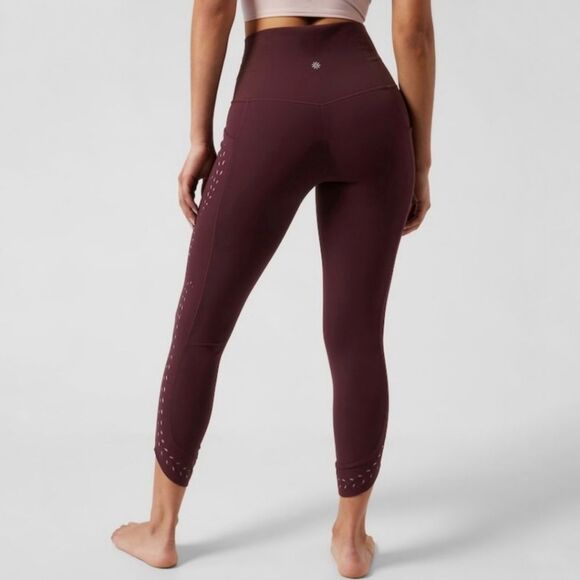 Athleta Salutation Stash Pocket II Laser Cut 7/8 Tight size M - Picture 3 of 7